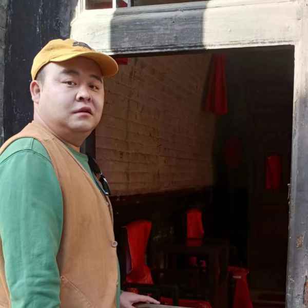 35岁岁陕西单身帅哥 - 岳阳吉缘网