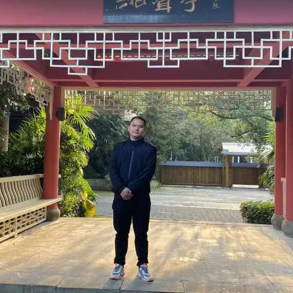 31岁岁重庆单身帅哥 - 岳阳吉缘网