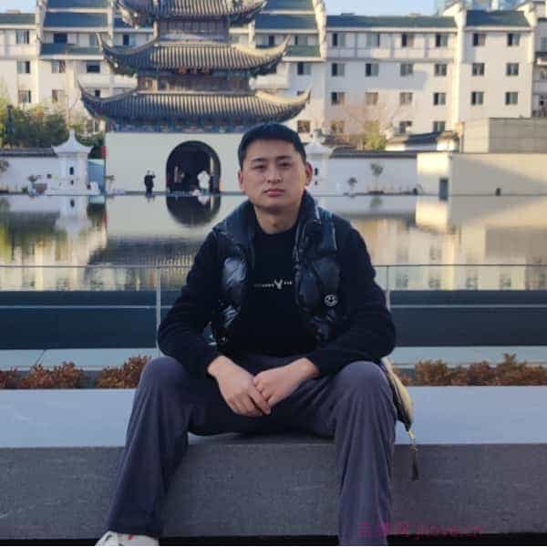 31岁岁湖北单身帅哥 - 岳阳吉缘网